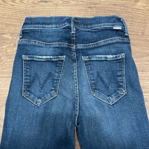 Mother The Swooner Jeans, Partner in Crime Wash - Picture 5 of 10